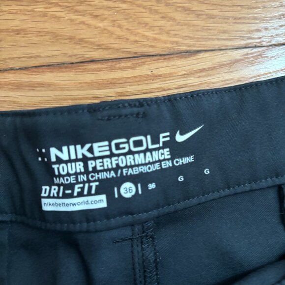 Men's Nike Golf Dri-Fit Flat Front Golf Shorts Black size 36 - Picture 2 of 4